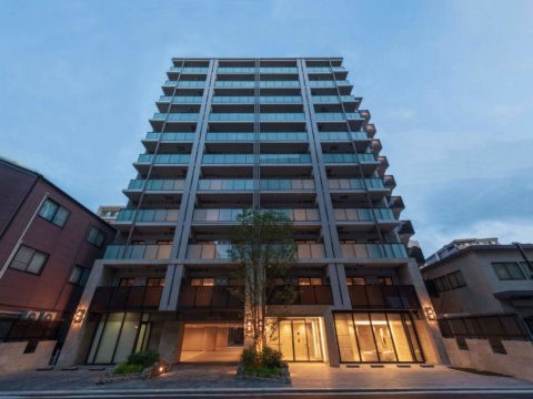 19．外観正面夕景 巻末　修正　